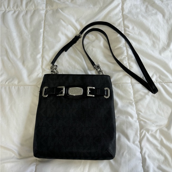 Michael Kors Crossbody bag. Black - Picture 1 of 3